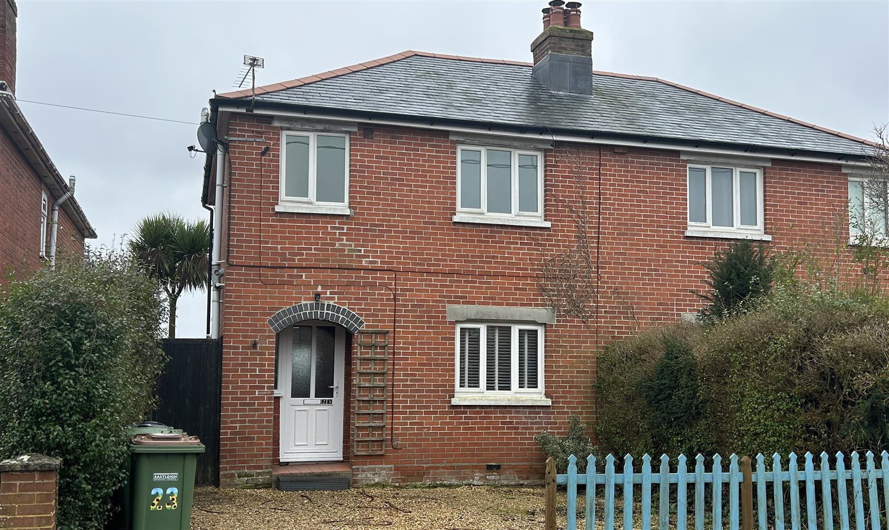 Victena Road, Fair Oak